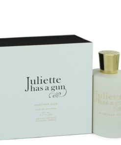 Another Oud by Juliette Has a Gun
